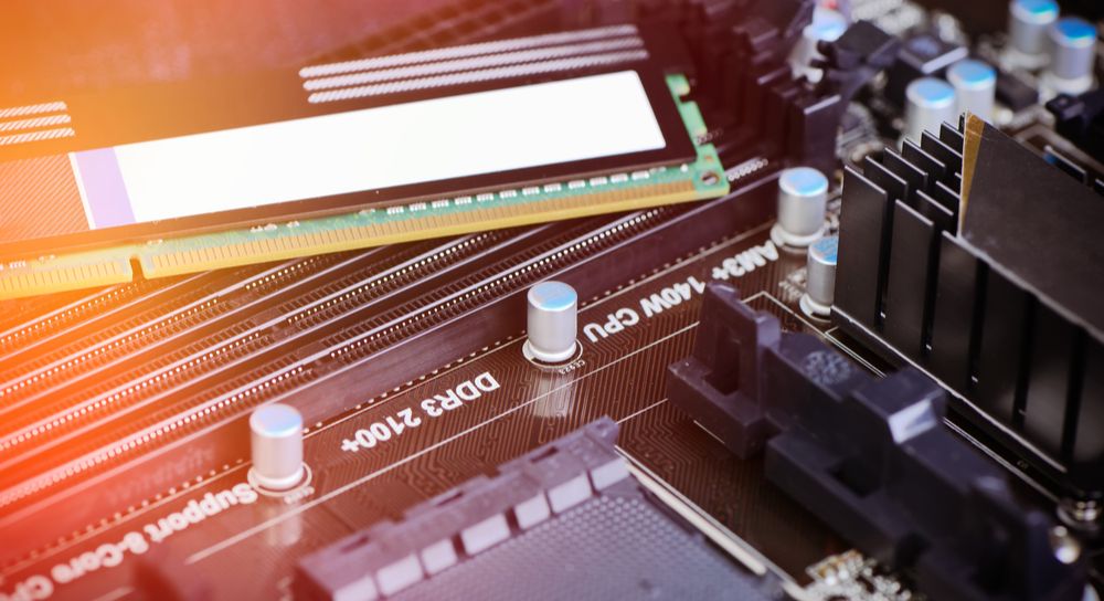 DDR3-Memory-Routing und Einstellen von CPU-Lüfter