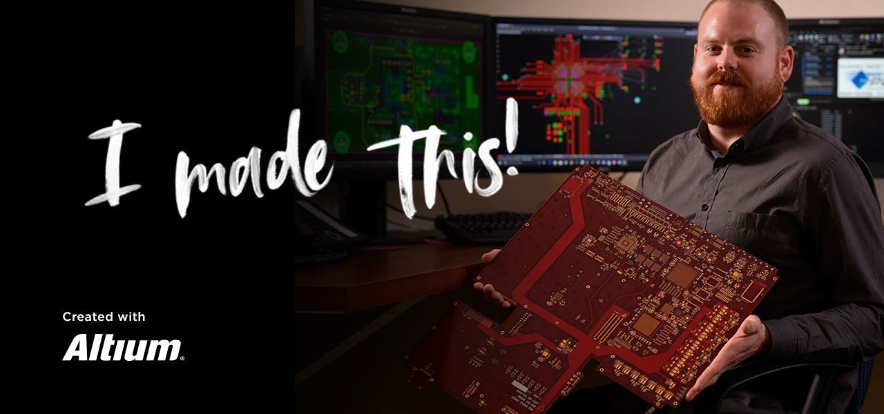 Image d’un concepteur de circuits imprimés de San Diego tenant un circuit avec le texte « C’est moi qui l’ai fait ! »