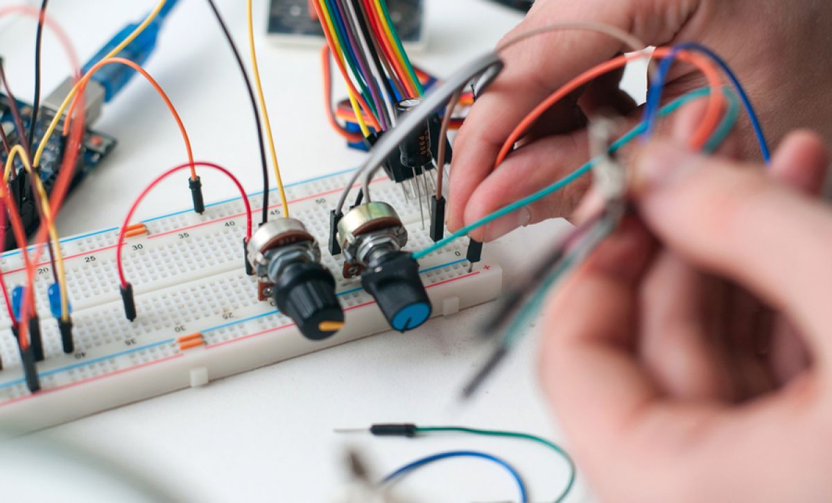 The Difference Between Breadboard Design Projects and Prototype Layouts, Blog